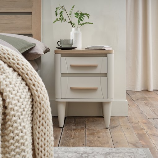 BEDSIDE TABLES