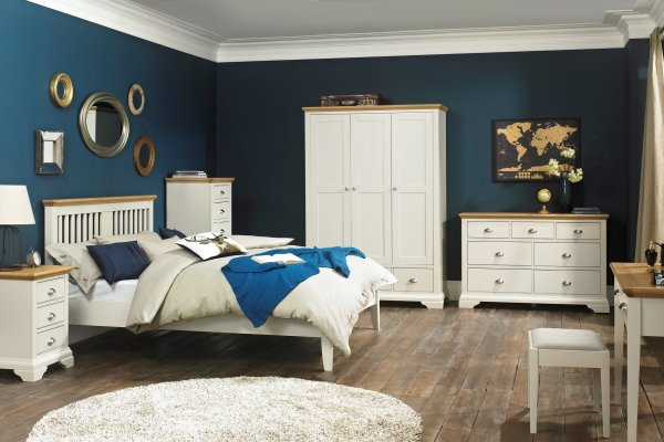 Hampstead Soft Grey & Oak Bedroom