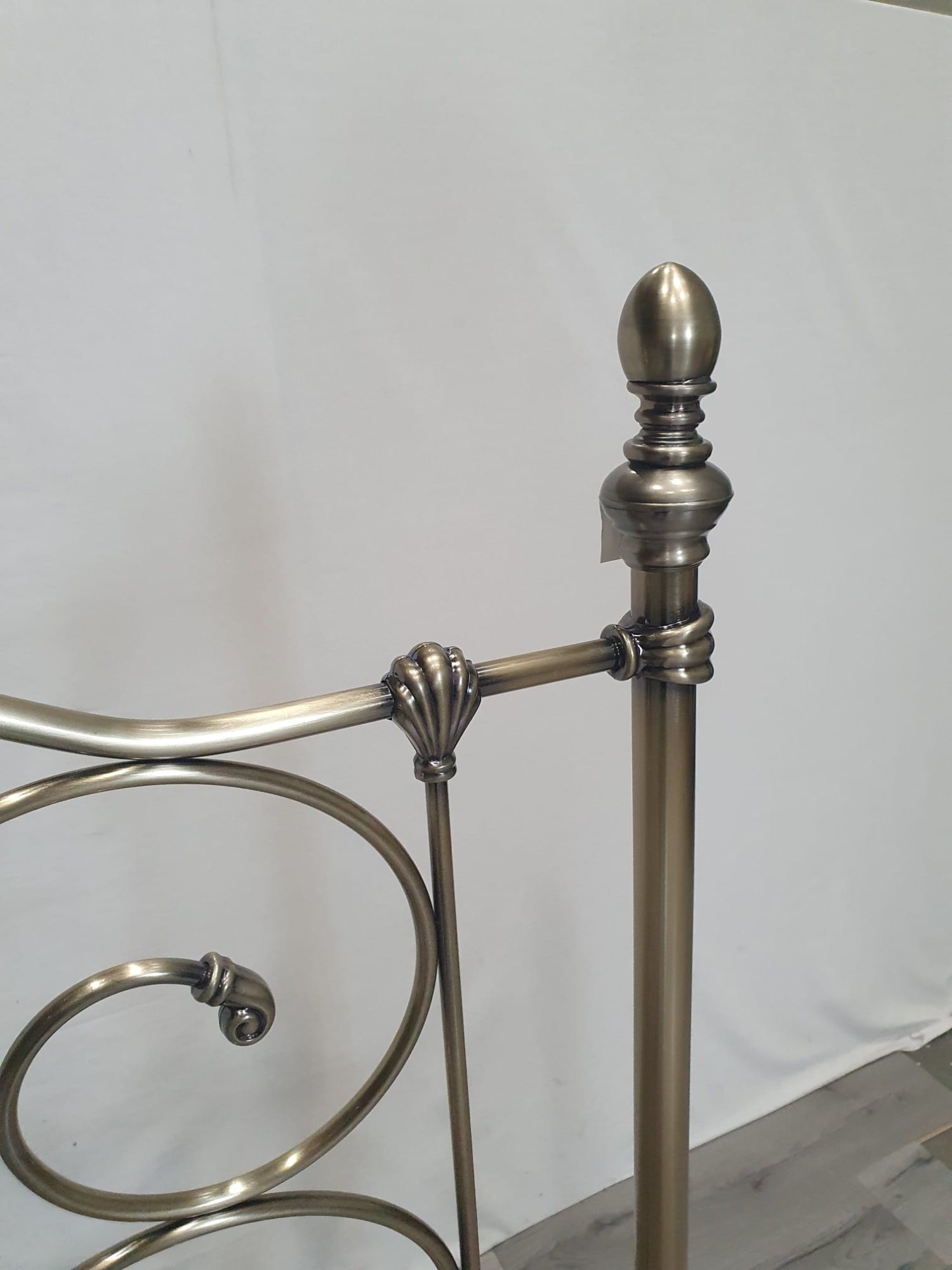 Headboards & Bedsteads Collection Rebecca Antique Brass Headboard