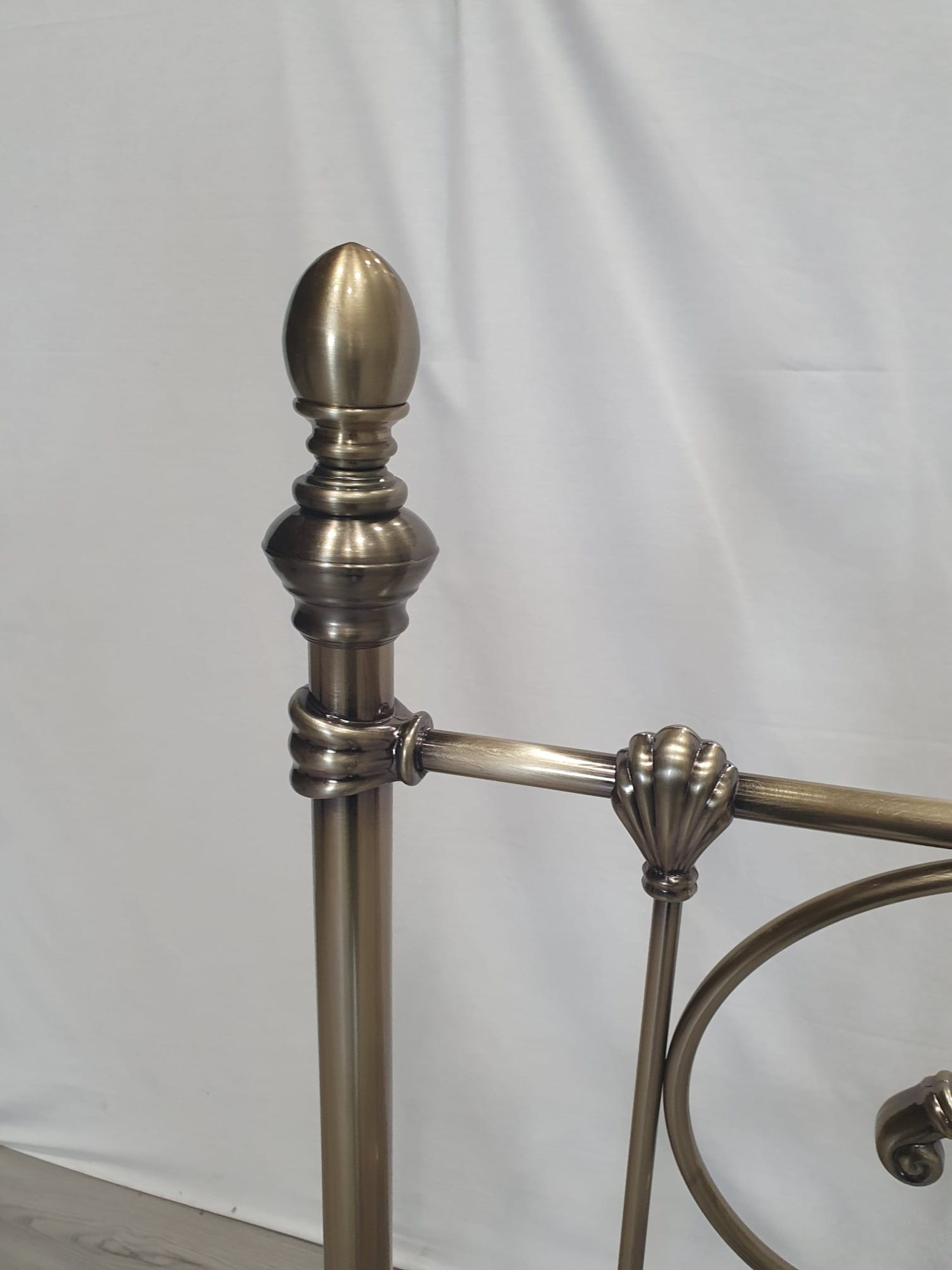 Headboards & Bedsteads Collection Rebecca Antique Brass Headboard