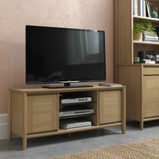 Bergen Oak Entertainment Unit - Grade A3 - Ref #0365