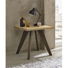 Cadell Aged Oak Lamp Table - Grade A2 - Ref #0386