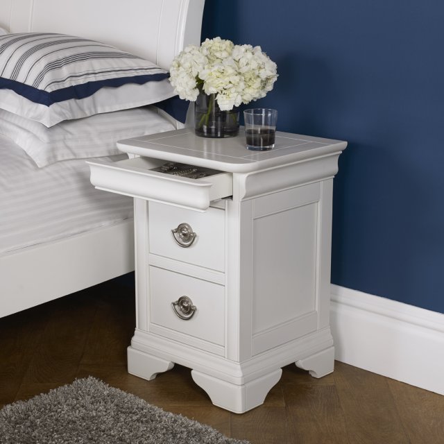 Signature Collection Chantilly White 2 Drawer Nightstand (Pair) - Grade A3 - Ref #0410