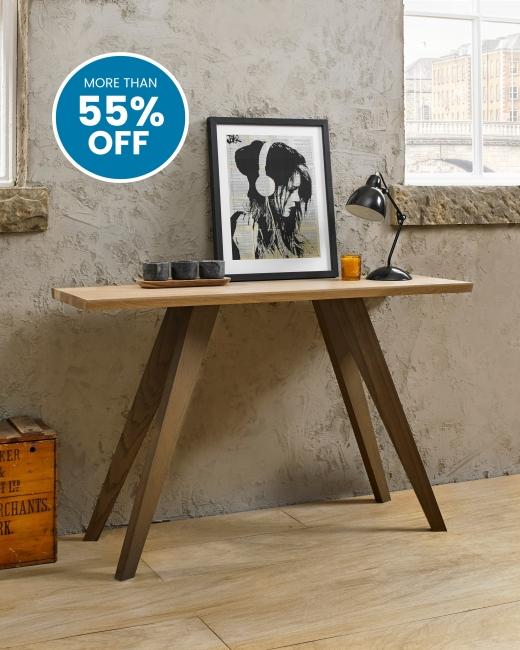 WAREHOUSE SALE NOW ON🪑 Discover huge savings on furniture at our Bicester Warehouse Sale, with ex-...